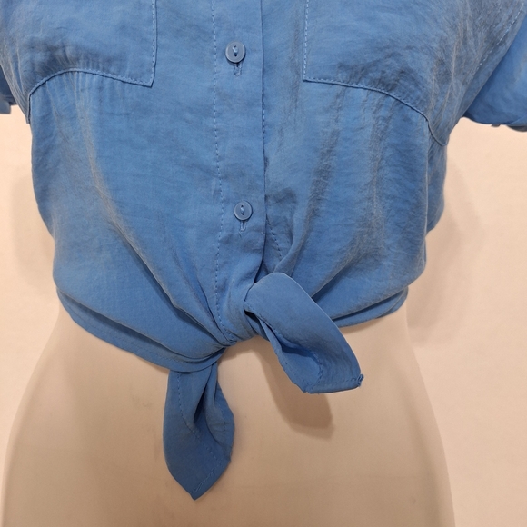 Zara Girls Blue Short Sleeve Tie Front Button Front Blouse Size 10 - Picture 3 of 11